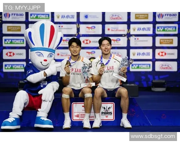 南京羽毛球队在全国羽毛球意识排行榜中荣获第九名的佳绩引发关注